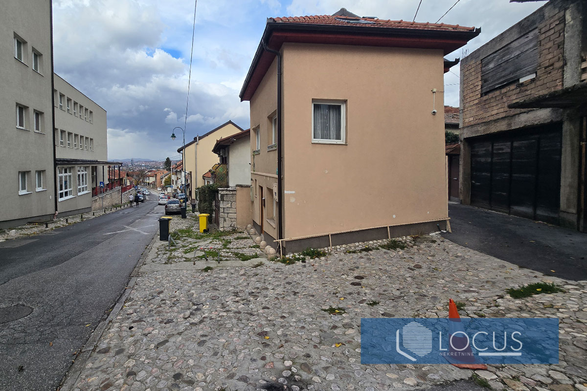 16. Pješački prilaz.jpg